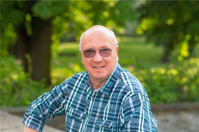 Thomas Kaden (Freie Sachsen), Busunternehmer, unterstützt von der Neonazi-Partei Der Dritte Weg.