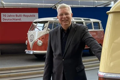 Eberhard Kittler stammt aus Görlitz und ist seit 1980 Journalist. Bis 2021 war er in