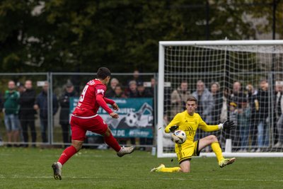 Rabensteins Keeper Markus Landgraf verhinderte mit einigen Paraden eine höhere Niederlage.