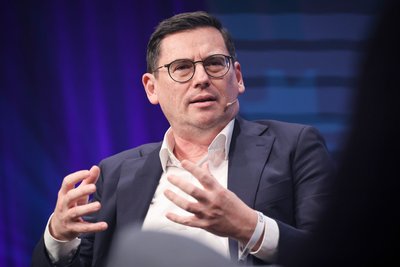 Die Einnahmen in der Europa League freuen auch Finanzvorstand Oliver Leki. (Archivbild)