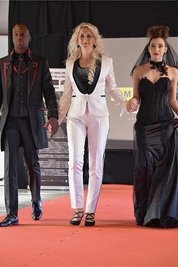 Die Kollektion "Black Pearl" wurde 2020 auf der Mailänder Modemesse gezeigt.