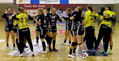Die Spielerinnen des BSV Sachsen Zwickau lagen sich nach dem 29:22-Erfolg am 16. Oktober gegen Leverkusen jubelnd in den Armen. Ob es am Mittwochabend nach dem Bundesligaspiel gegen Buchholz-Rosengarten in der Sporthalle Neuplanitz ähnliche Szenen geben wird?