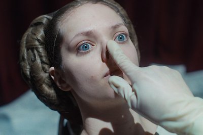 Szene aus „The Ugly Stepsister“.