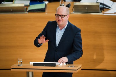 Henning Homann (SPD).