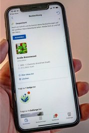 Handy-App hilft beim Erfassen der Arten. 