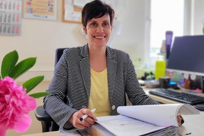 Janet Viehweger ist Schuldnerberaterin beim Diakonischen Werk Rochlitz. Immer mehr Menschen in finanzieller Notlage suchen bei ihr und ihrem Kollegen Rat und Hilfe.