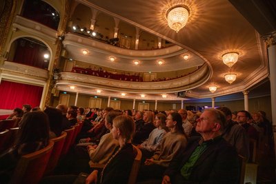 Volles Haus: Das Theater setzt für die kommende Spielzeit wieder verstärkt auf Klassiker und große Namen, um das zu erreichen.