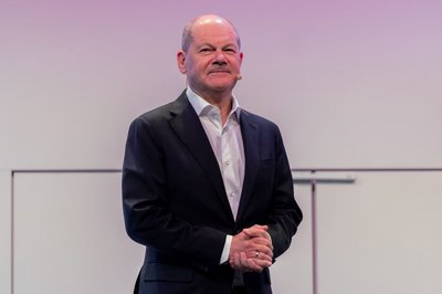 Olaf Scholz sieht die demokratischen Parteien in der "Verantwortung". (Archivfoto)