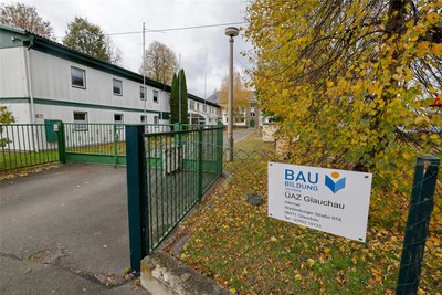 Das ehemalige Wohnhaeim des Überbetrieblichen Ausbildungszentrums in Glauchau