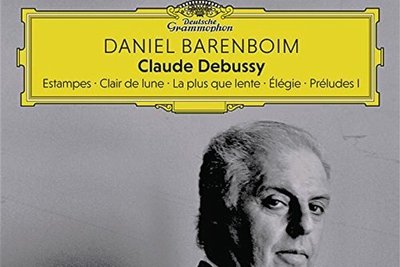 An Klavierfreunde richtet sich das Album mit Daniel Barenboim (Deutsche Grammophon). Seine Aufnahme von Buch 1 der Preludes ist jedoch schon 20 Jahre alt. Den Rest der CD füllen sechs Stücke von 2017 - darunter ein leider viel zu schnelles, wenig beseeltes "Clair de lune".