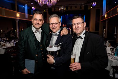 Hatten beim Freiberger Silberball viel Vergnügen: Tobias Fieback, Heiko Schwarz und Holger Scheich (v.l.).