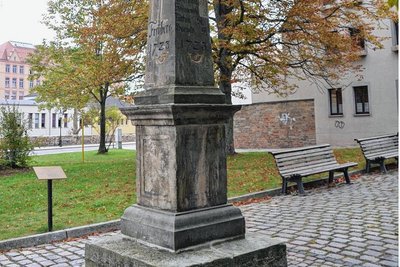Die Postmeilensäule an der Meißner Gasse wird eine Station des Erlebnispfads zur Reichen Zeche. 