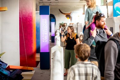Das Umspannwerk in Etzdorf wird zu Pfingsten wieder zur Bühne für Kunst, Musik und Begegnung.