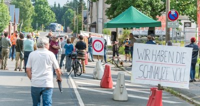 Einwohner haben "die Schnauze voll". Das gilt nicht nur für die Reitzenhainer, sondern für viele betroffene Bürger entlang der B 174 über Marienberg, Großolbersdorf und Hohndorf bis nach Chemnitz.