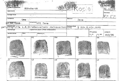 Böhnhardts Fingerabdrücke hätten es erlaubt, die heiße Spur vom 6. Mai 2000 schnell zu prüfen, statt sie erkalten zu lassen.