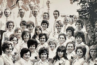 1972 oder 1973 entstand dieses Foto im Frankenberger Walzengravierwerk. Hier hatte der Chor seine Wurzeln. 