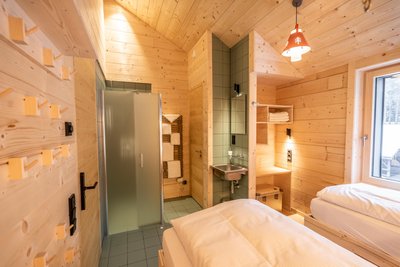Blick in ein Zimmer der Kategorie „Waldgeflüster“.