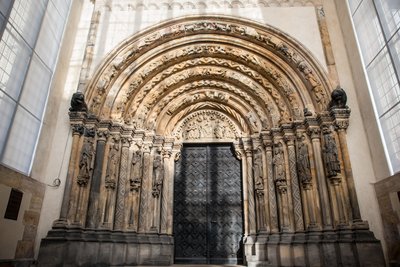 Das Original: Die Goldene Pforte des Freiberger Doms St. Marien. In diesem Jahr wird ihr 800-jähriges Bestehen gefeiert.