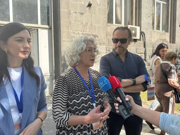 Die Leiterin des OSZE-Beobachtermission Farah Karimi spricht von einer beunruhigenden Polarisierung im armenischen Wahlkampf.