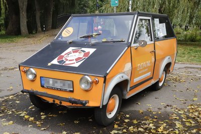 Das Fahrzeug ist ein aus den 1970er-Jahre alter AWS Schopper.