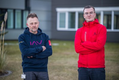 Ingo Lath, Betriebsratsvorsitzender bei IAV in Stollberg, und Eddie Kruppa, Erster Bevollmächtigter der IG Metall Chemnitz, bei der Protestaktion im Januar.
