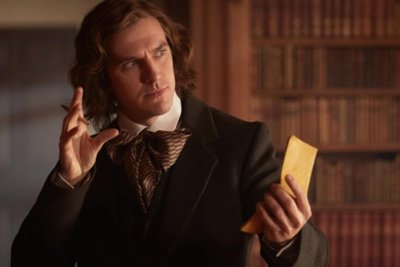 Dan Stevens als Charles Dickens - Der Mann, der Weihnachten erfand.