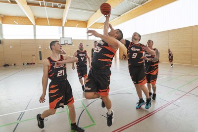 Die Geyer Tigers trainieren jeden Dienstagabend von 18.30 bis 20 Uhr in der Eric-Frenzel-Halle.