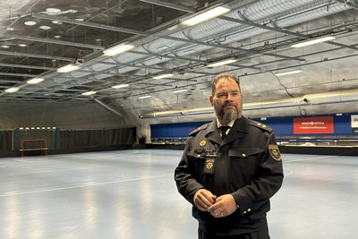 Tomi Rask ist Sicherheitsbeamter in Helsinki. Der Luftschutzbunker im Stadtteil Merihaka wird als Sporthalle genutzt.