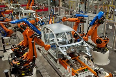 Produktion des Golf VII im Zwickauer Volkswagenwerk.