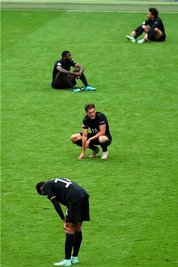 Enttäuschung pur: Jamal Musiala, Leon Goretzka, Antonio Rüdiger und Leroy Sané (von vorn) nach dem Aus im Fußballtempel von Wembley. 