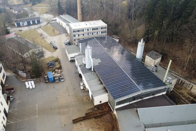Investiert worden war 2022 in eine Fotovoltaikanlage. Die 697 Solarmodule auf dem Hallendach kosteten 350.000 Euro.