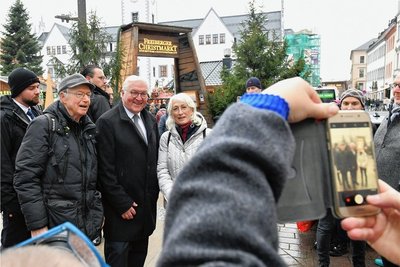 Gang über die Peterstraße zum Freiberger Christmarkt