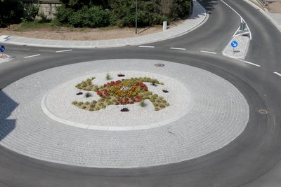 Einige Nutzer hatten in der Bepflanzung ein Hakenkreuz erkannt.
