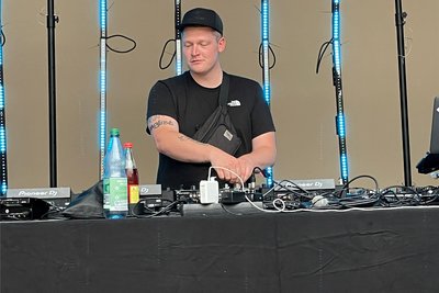 Richard Kaus sorgte für heiße Beats in der Young Zone im Kulturhof.