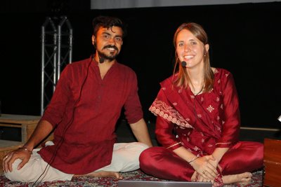Sophie Huscher aus Görkwitz und Kartik Chhimwal erzählten von Indien.