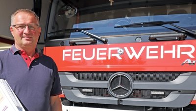 Ulrich Emrich bleibt auch nach seiner Zeit als Wehrleiter "seiner" Freiwilligen Feuerwehr Linda eng verbunden. 