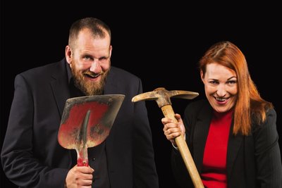 Bettine Zweigler und Martin Berke vom Chemnitzer Kabarett "finden schon was".