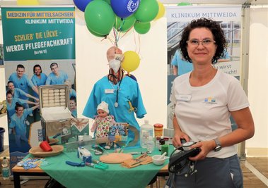 Janet Ranga und ihr Team informierten über die Berufsausbildugnsmöglichkeiten am Klinikum Mittweida.
