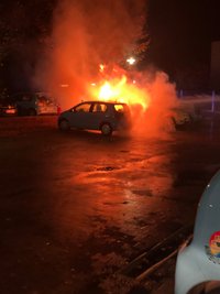 Am frühen Donnerstagmorgen musste die Schneeberger Feuerwehr erneut zu zwei Fahrzeugbränden ausrücken.
