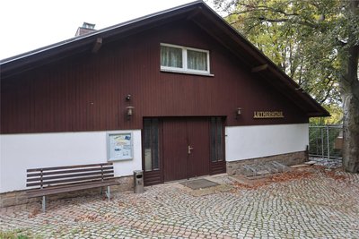 Eines der Gästehäuser der „Lutherhöhe“. Ab Januar wird es leer stehen und in eine ungewisse Zukunft blicken.