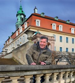 Werner Sieber kommt regelmäßig nach Lichtenwalde, um nach seinem jüngsten "Kind" zu schauen, das seit 2011 vollständig saniert und mit mehreren Ausstellungen zum Besuch einlädt. 