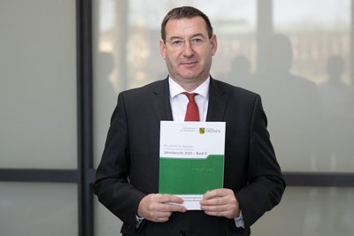 Schreibt im Vorwort seines jüngsten Prüfberichts gleich zweimal das Wort „jetzt“ in Versalien: Sachsens Rechnungshofpräsident Jens Michel.