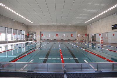 Die Schwimmhalle Bernsdorf ist zum Ziel von Einbrechern geworden.