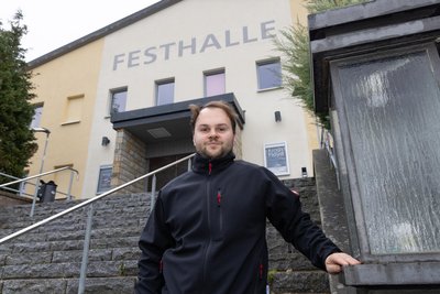 Jens Dietrich ist der Marketing- und Eventmanager bei Citydrinks Event. Sie kümmert sich nicht nur um das Catering in der Festhalle.