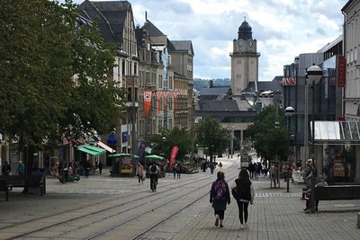 Die Bahnhofstraße lädt Radfahrer bergab zum Schnellfahren ein. Ein Stadtrat möchte sie ausbremsen.