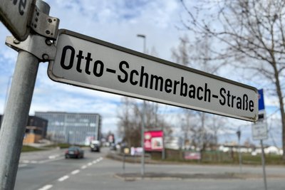 Im Chemnitzer Stadtteil Siegmar ist eine Straße nach Otto Schmerbach benannt.