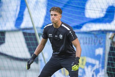Torhüter David Wunsch bleibt ein Himmelblauer.