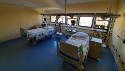 Blick in die Intensivstation. Drei Patienten werden im Krankenhaus Mittweida derzeit wegen Corona intensivmedizinisch versorgt. 