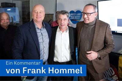 Der Generalsekretär der AfD Sachsen Jan Zwerg, Wahlgewinner Tim Lochner und der AfD-Landesvorsitzende Jörg Urban am Wahlabend am Sonntag in Pirna.