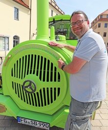 Fahrer David Matzig an der Silberstadtbahn. 